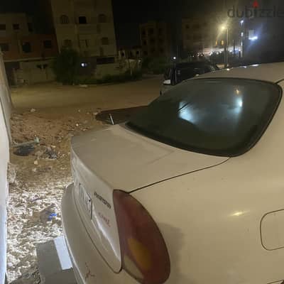 دايو لانوس 2002