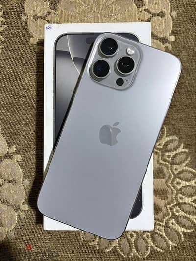 Apple - iPhone 16 Pro Max
