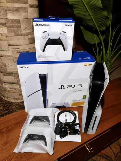 Ps5 Slim CD لسه في الضمان
