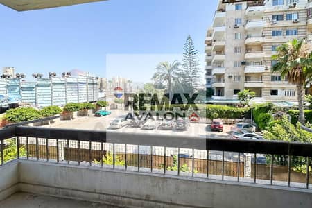 Apartment for Sale 168 m Montaza Beach (Next to the Amusement Park)