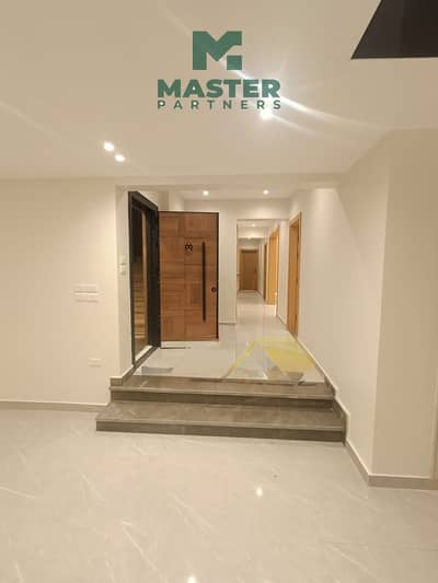Fully Finished Apartment with ACs for Sale in Solana, New Cairo close to Mohamed Naguib Axis and Gamal Abdel Nasser Axis