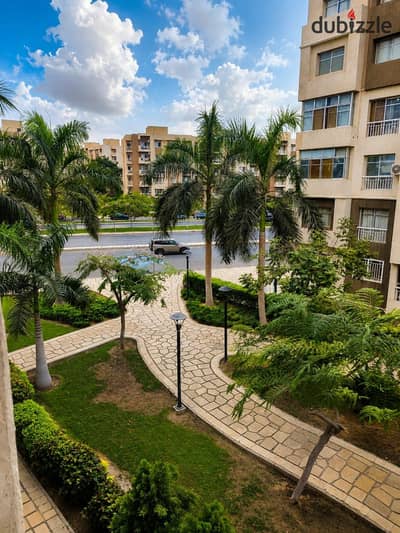 أقل سعر لـ165م في مدينتي B10 | دور ثاني | Garden View | خطوات من The Spine | موقع مميز
