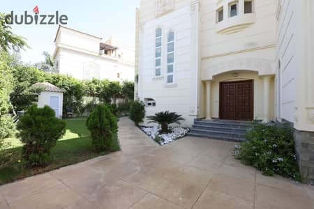 standalone villa fully furnished  for rent in beverly hills 800 sqm