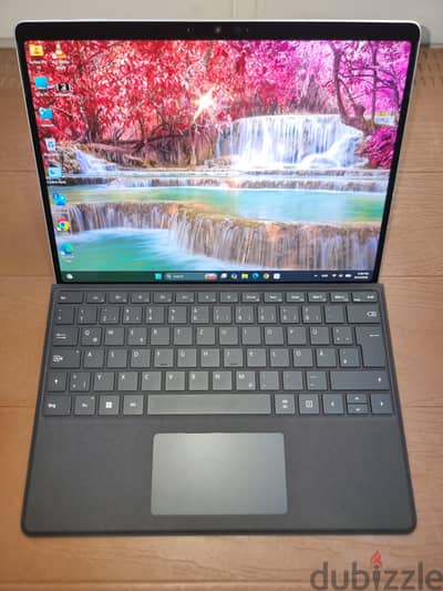 Microsoft Surface Pro 10 with 5G | Ultra 5 135U | 8GB | 256GB
