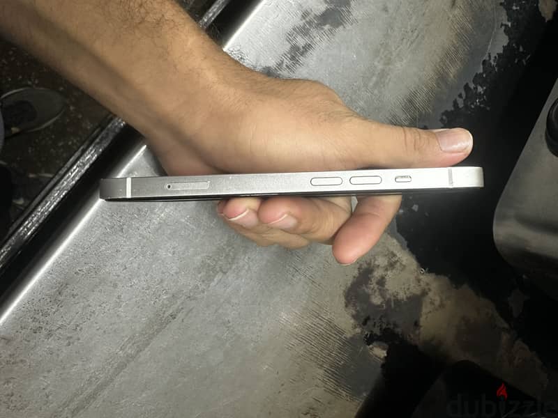 Apple - iPhone 13 1