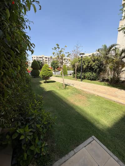 Apartment for sale in Madinaty B10, clear northern view