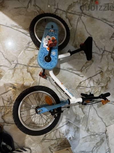 B'Twin children's bicycle (manufactured by Decathlon)