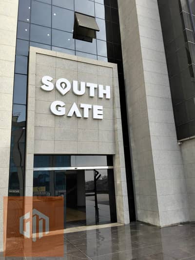 مكتب 78 متر متشطب للإيجار في South Gate التسعين الجنوبي القاهرة الجديدة