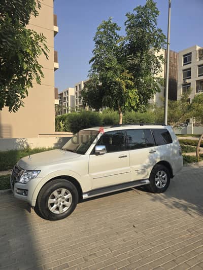 Mitsubishi Pajero 2022