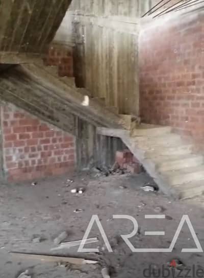 أرضى و ميزان للبيع ع الميرغى  مساحه 400  متر