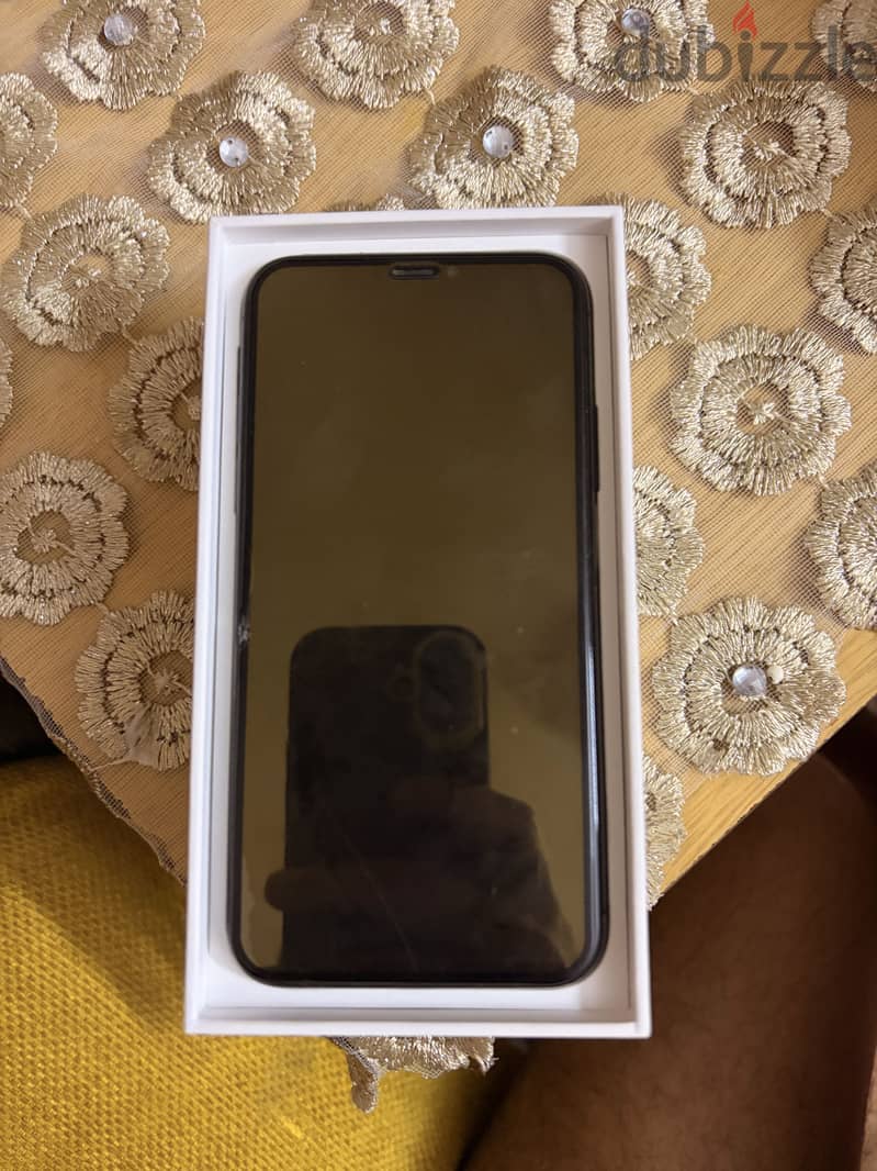 Apple - iPhone XS 1