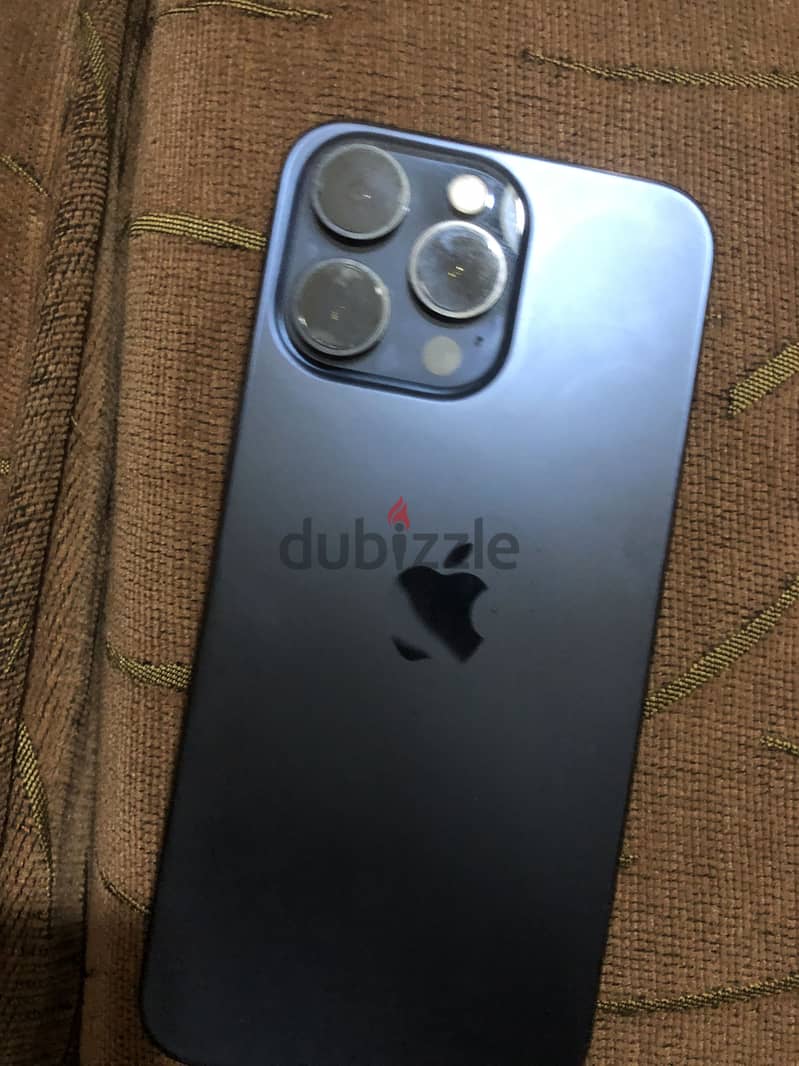 Apple - iPhone 15 Pro Max 1