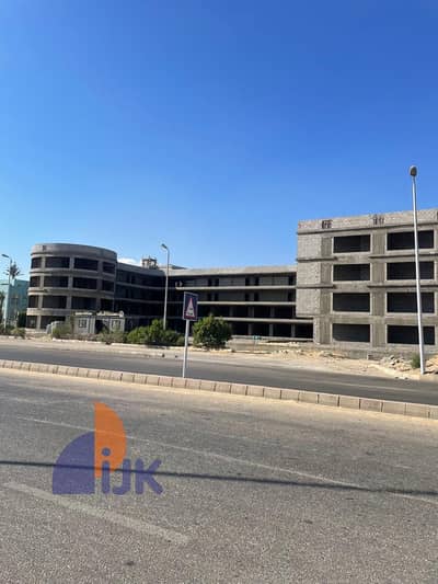 محل تجارى للبيع مميز جدا استلام قريب 44 متر أمام الجهاز والعبور القديمة فى قلب الحى الثامن خط 10 Obour City
