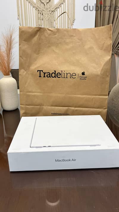 MACBOOK Air M5