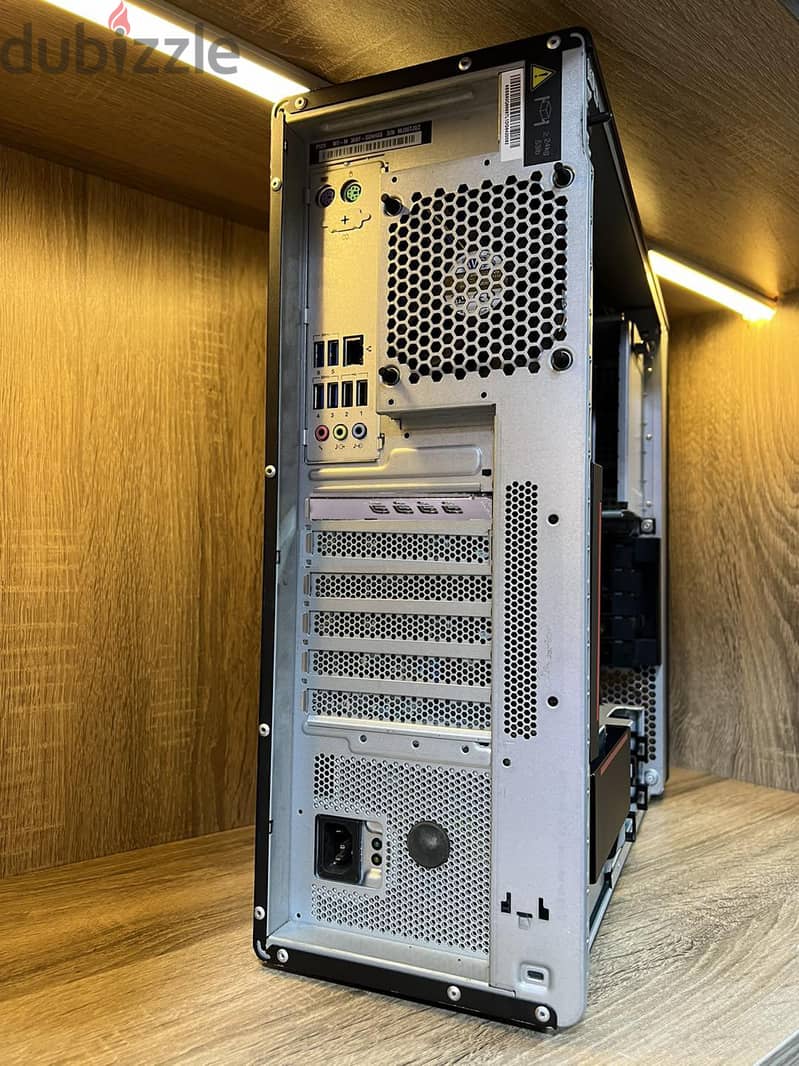 lenovo Think station p520 1