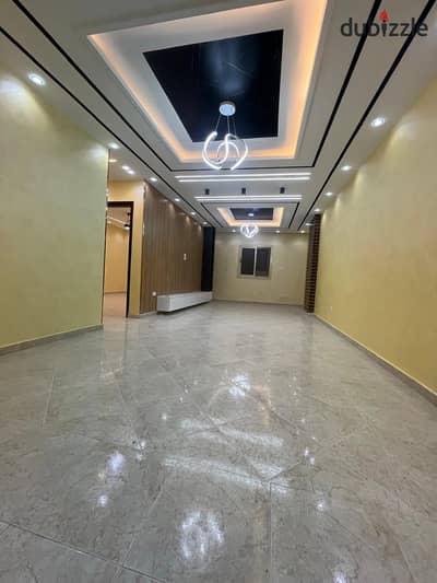 Apartment for rent 150 meters old load equals 170 meters