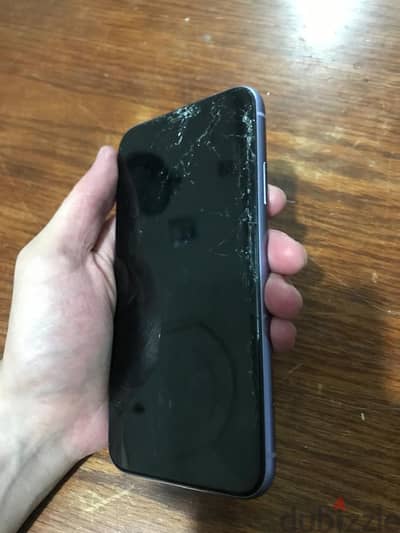 Apple - iPhone 11