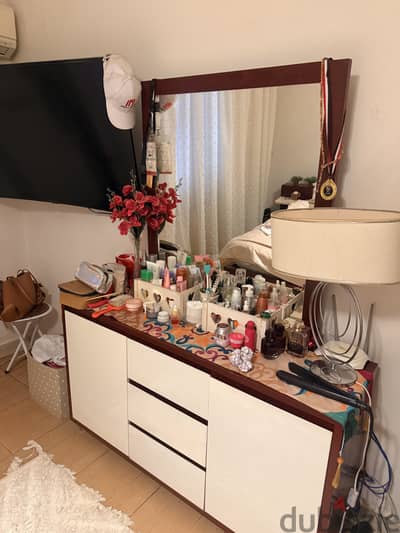 Full bedroom in perfect condition