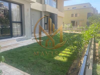 شقة  بجاردن  فاخرة  و  مفروشة  بالكامل  |  186 م²  +  جاردن  95 م²  |  3  غرف نوم  |  3  حمامات  |  SODIC Villette Sky Condos
