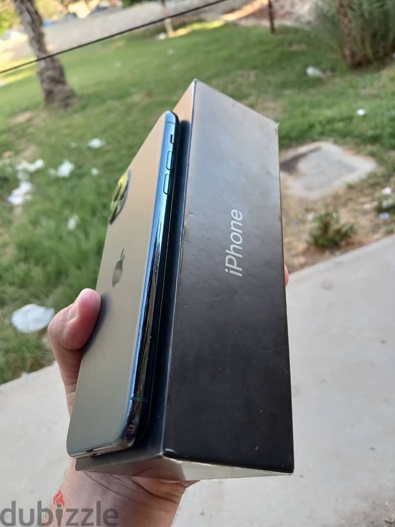 Apple - iPhone 11 Pro Max 1