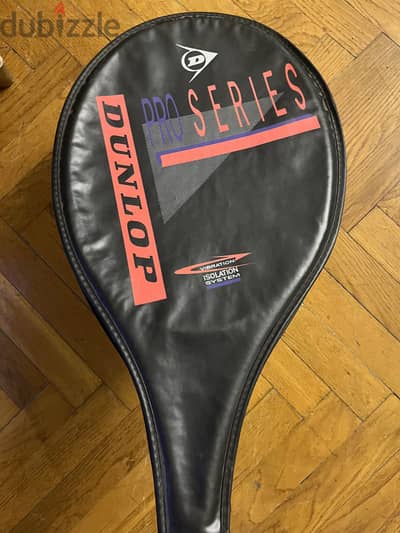 مضرب تنس حالة ممتازة Dunlop