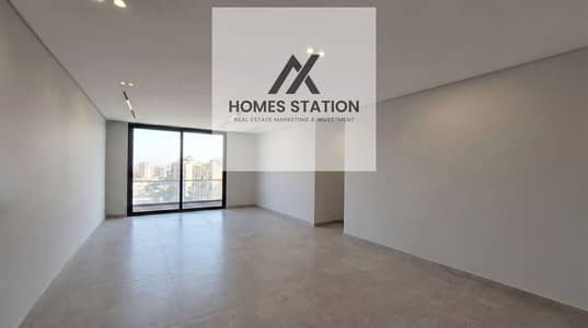 شقة مميزة للإيجار في Hyde Park New Cairo بتشطيب Super Lux وموقع مميز داخل الكمبوند، جاهزة للسكن ومجهزة بالكامل لتوفير أعلى مستوى من الراحة والخصوصية