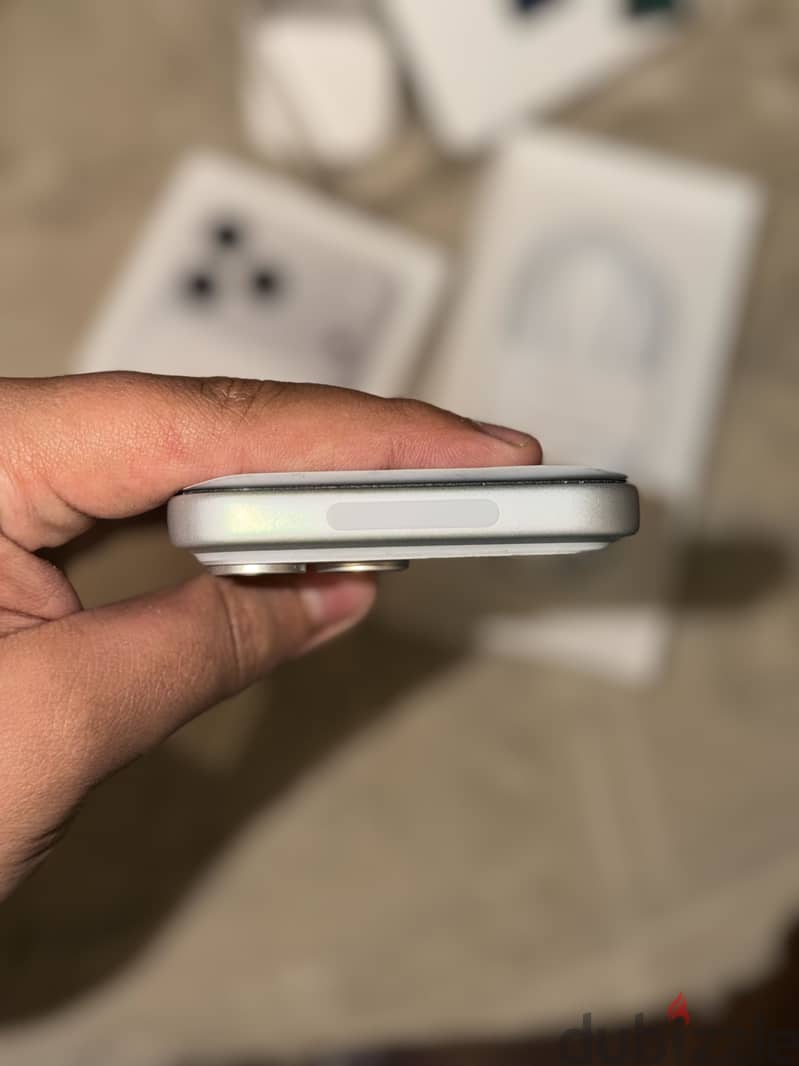 Apple - iPhone 17 Pro Max 3