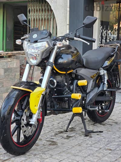بينيلي  VLM 200