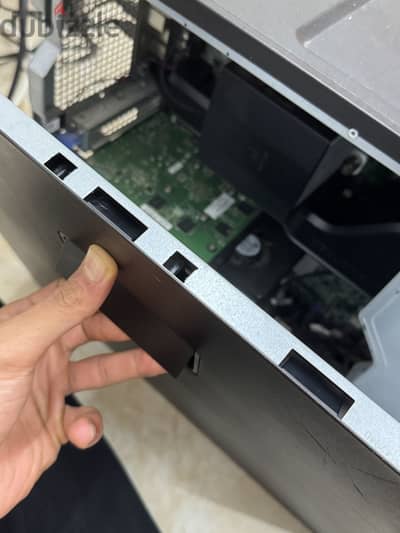 Dell Precision T5810 Workstation – كيسة ديل وركستيشن احترافية للبيع