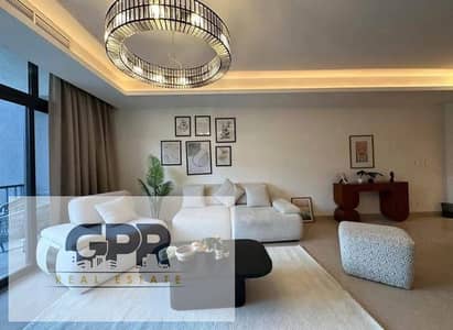 Villa for sale in Al Obour, Obour City, located between Line 10 and the Main Obour Axis, near the Cairo-Ismailia Desert Road, Golf City, and Cairo Int