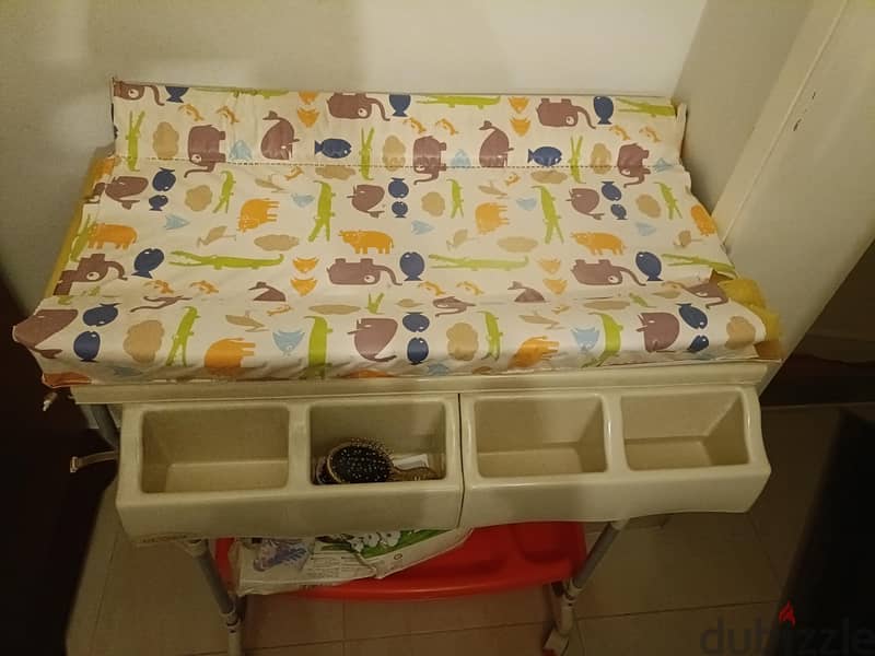 diaper changing table 1