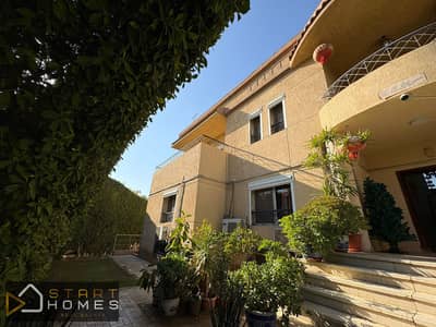 Villa for sale in Al Rehab City, boasting a prime location right next to amenities. This is an excellent investment and residential opportunity