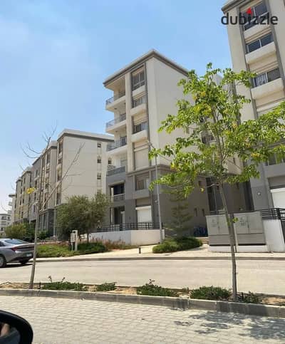 شقة فى هايدبارك غرفتين بحرى استلام فورى متشطبة جاهز للسكن فى كمبوند هايدبارك القاهرة الجديدة التجمع الخامس hyde park new cairo in golden square