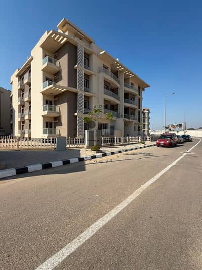 Opportunity for immediate housing, ground floor apartment 181m | garden 220m | installment over 5 years next to New Giza for sale Compound Al Khumail location notable Sheikh Zayed with a down payment of 2,300,000 immediate receipt Opportunity for immediate housing, ground floor apartment 181m | garden 220m | installment over 5 years next to New Giza for sale Compound Al Khumail location notable Sheikh Zayed with a down payment of 2,300,000 immediate receipt