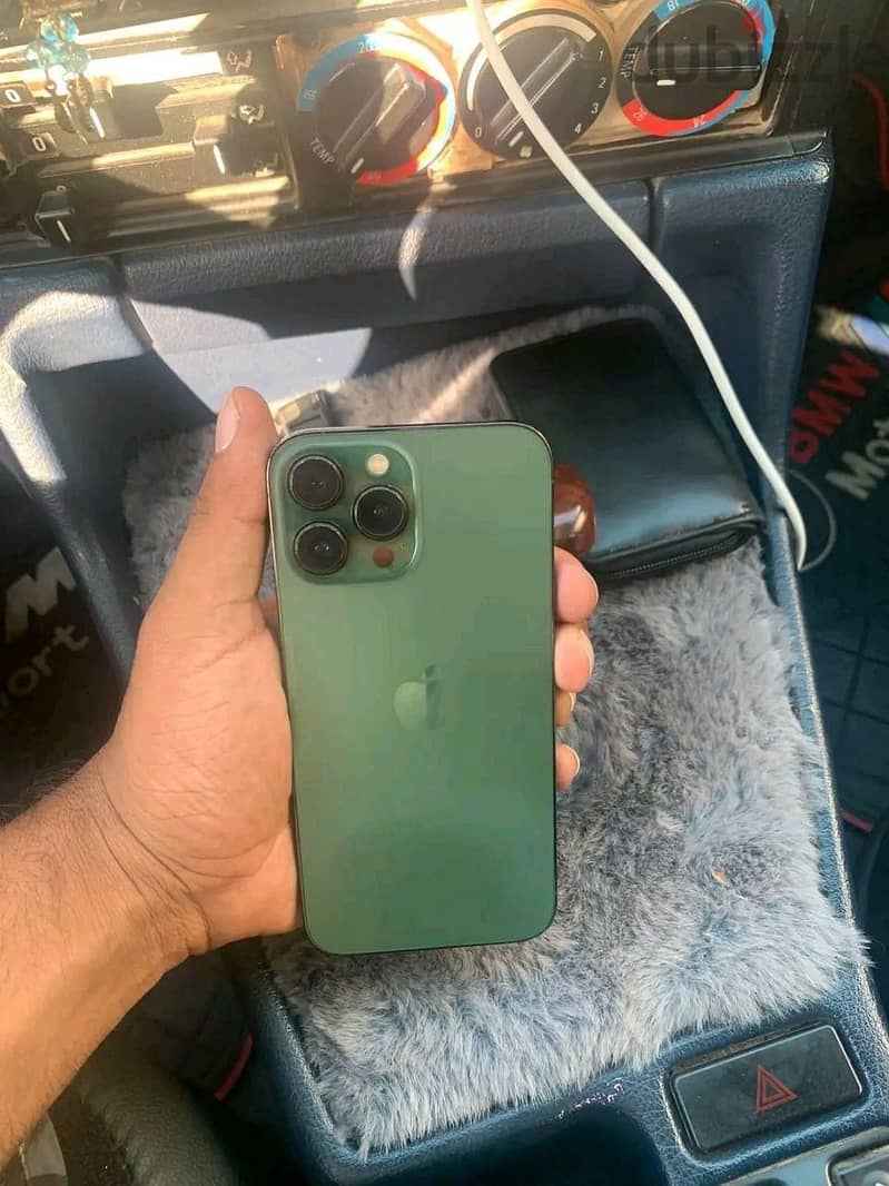 Apple - iPhone 13 Pro Max 1