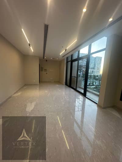 موقع مميز داخل District 5 مكتب إداري للايجار Fully Finished – التجمع الخامس القاهرة الجديدة