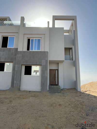 Townhouse for sale with the best price in Dunes Sheikh Zayed in front of Beverly Hills