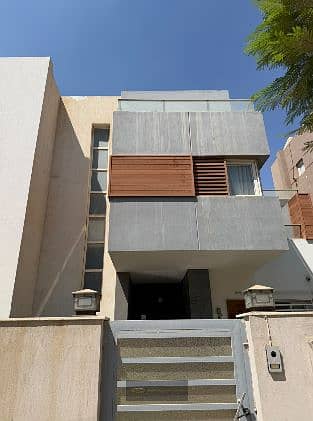 RARE OPPORTUNITY IN SHEIKH ZAYED | PRIME TOWNHOUSE FOR SALE IN ZAYED REGENCY | 365 SQM + 200 SQM GARDENS | NEW MODERN FINISHING | 4 BR + LIVING | RARE OPPORTUNITY IN SHEIKH ZAYED | PRIME TOWNHOUSE FOR SALE IN ZAYED REGENCY | 365 SQM + 200 SQM GARDENS | NEW MODERN FINISHING | 4 BR + LIVING |