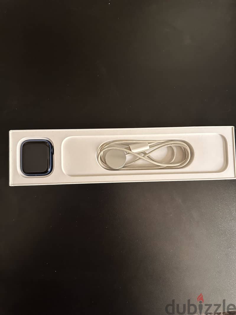Apple Watch series 7 45mm 9