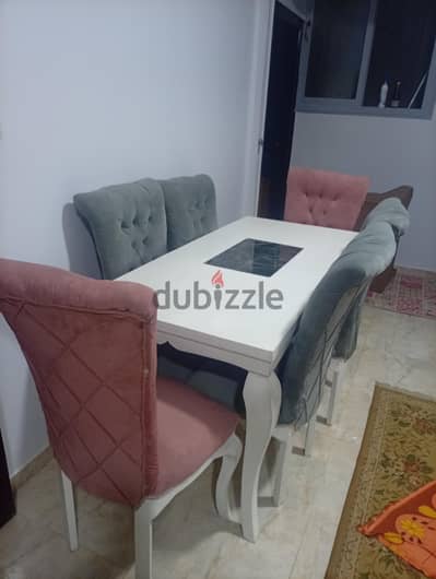 سفرة مودرن 6 كراسي – استعمال خفيف جدًا