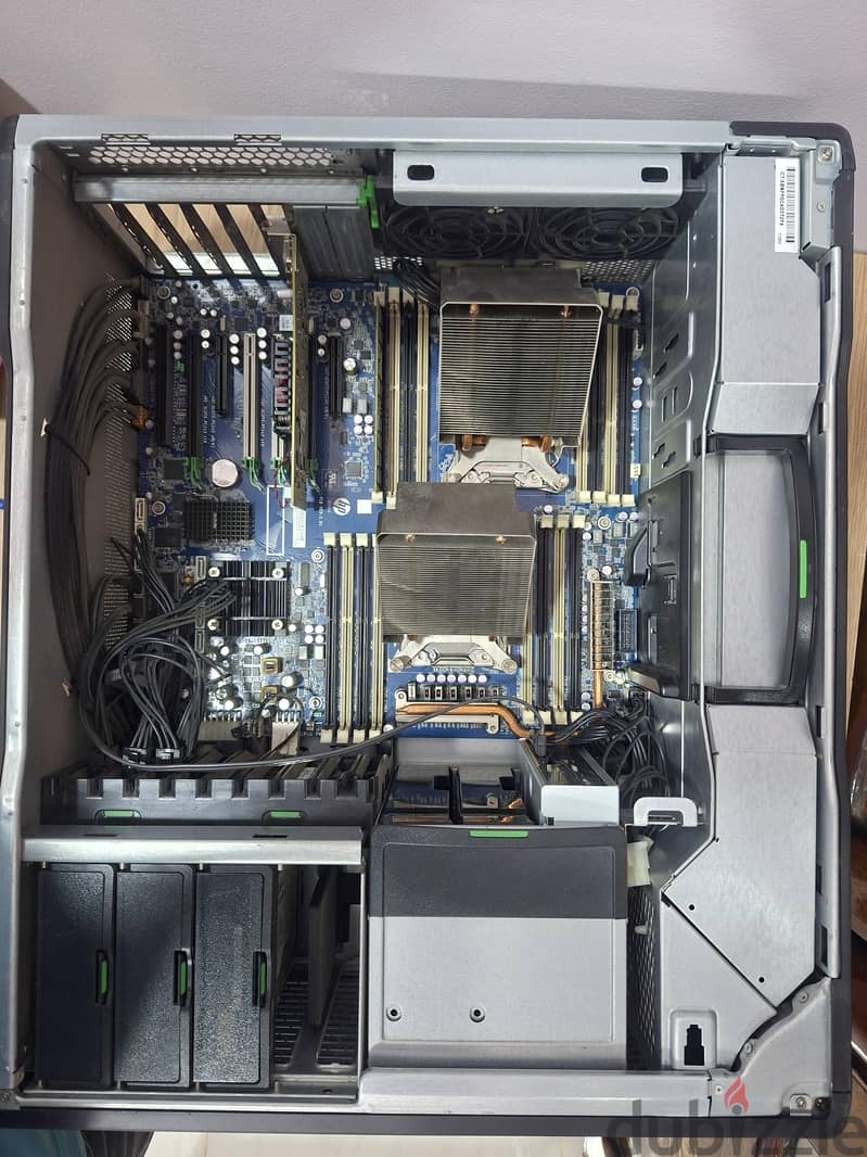 HP Z820 Workstation 2