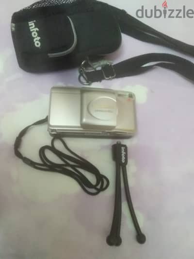 كاميرا أوليمبوس فيلم  SUPERZOOM 80G