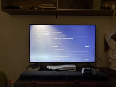 Samsung CU7000