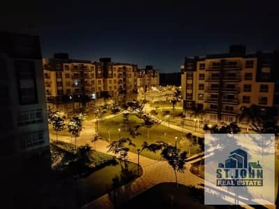 للبيع شقة مساحة 78م مدينتى فيو وايد جاردن كاش أستلام فورى غرفتين نوم وحمام ورسيبشن قطعتين موقع مميز