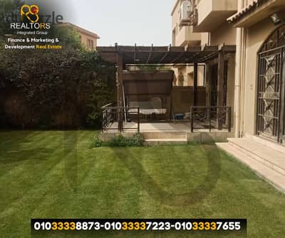 توين هاوس للبيع 380م كمبوند ريحانه