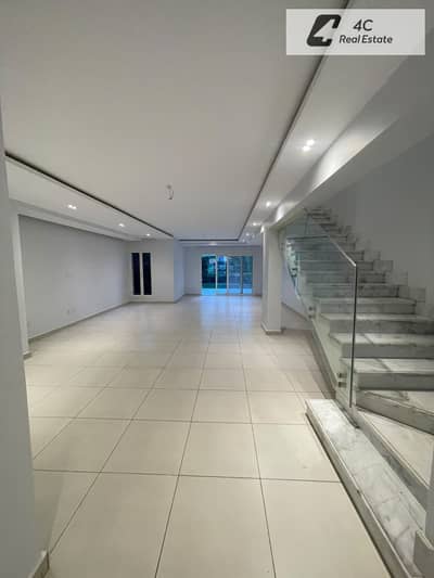 I Villa Garden for rent with Lowest Price in Mountain View Hyde park
