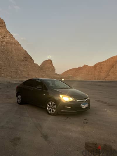 Opel Astra 2015