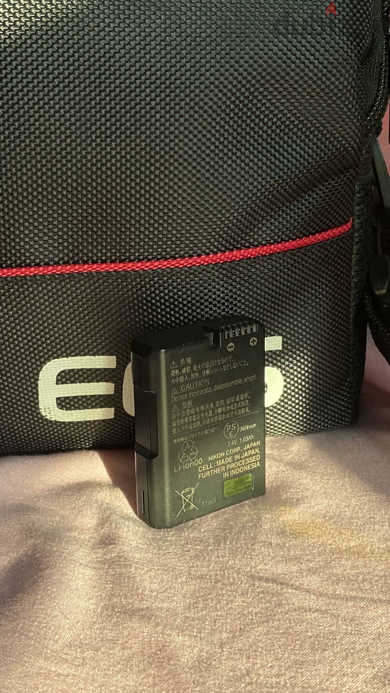 Nikon EN-EL14 Battery 2
