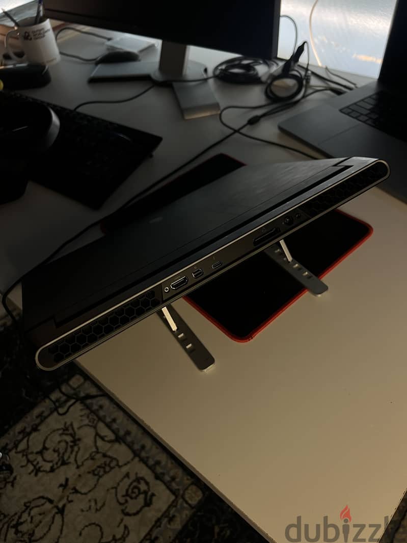 DELL Alienware m15 4