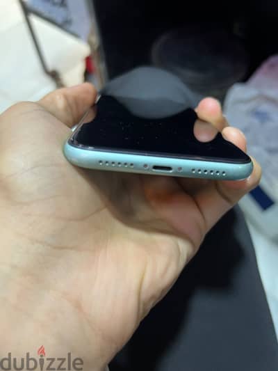 Apple - iPhone 11